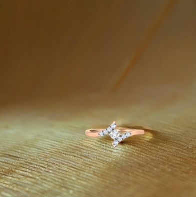 Quartet Framed Solitaire Band