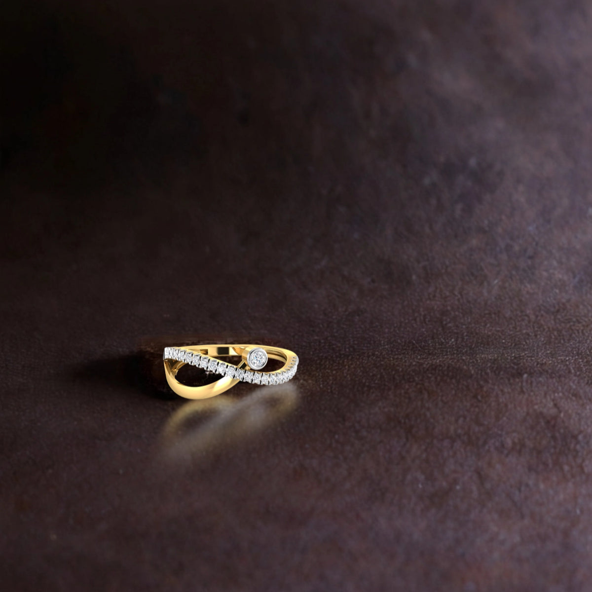 Bezel Overlap Pave Diamond Ring