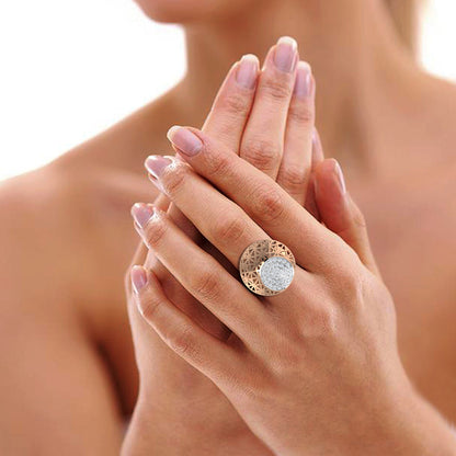 Circular Top Mesh Diamond Ring